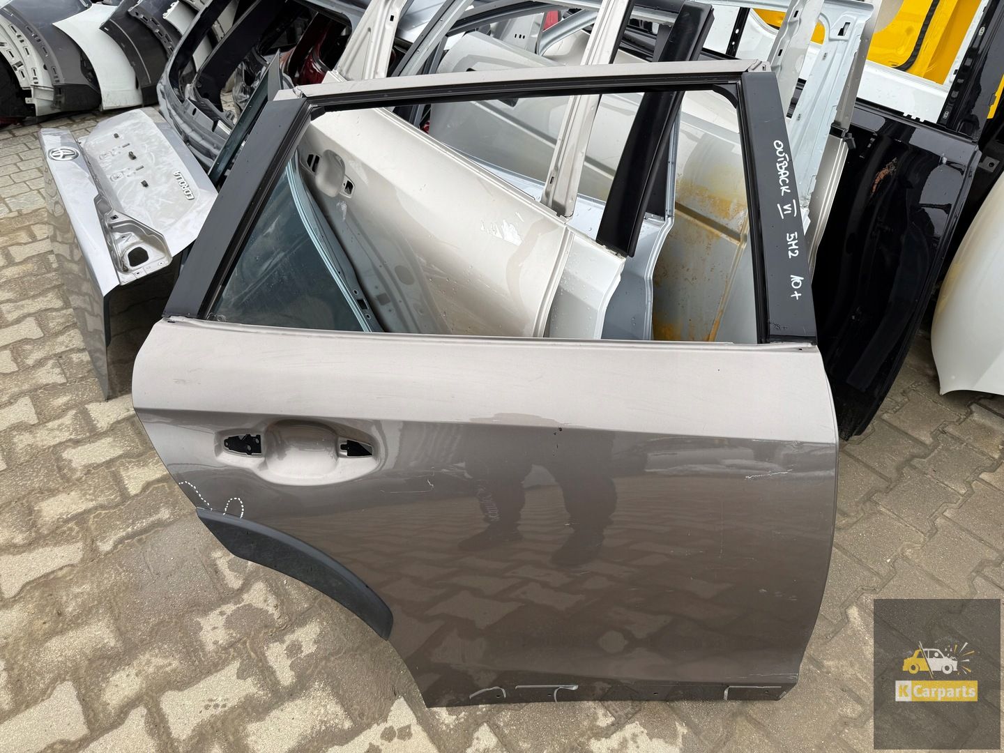 Subaru Outback VI right rear door
