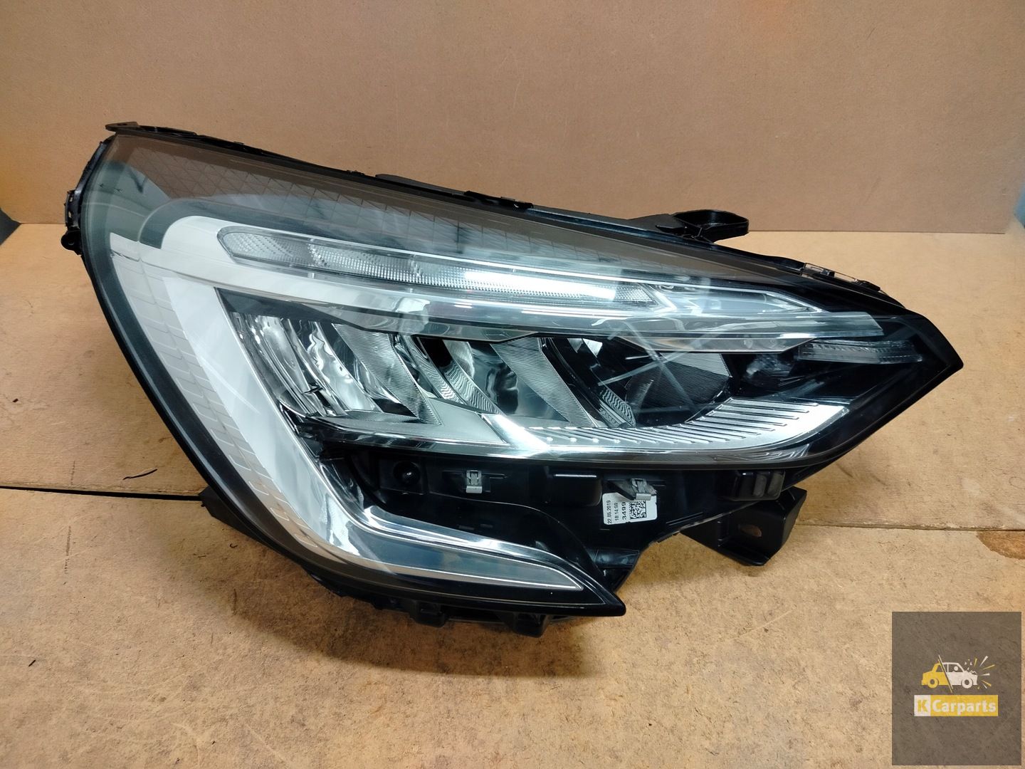 260108676R, Renault Clio V Led Zilver rechterlamp