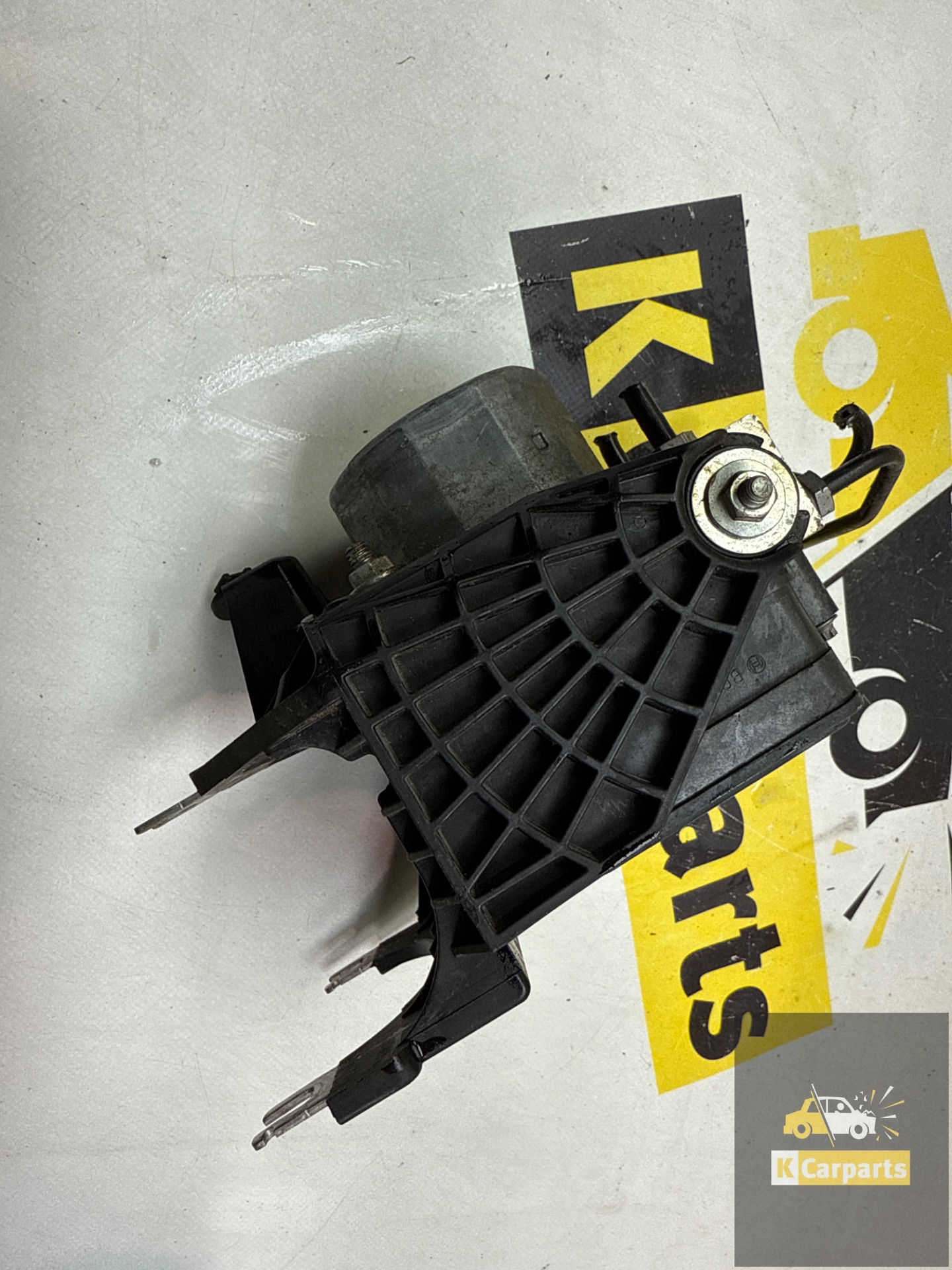 0_695d04e533181a2a3f8cb1b8.jpeg