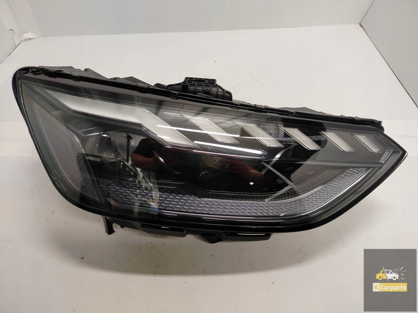 8W0.941.036.J, Audi RS4 B9 8W Lift Matrix rechterlamp Ideaal
