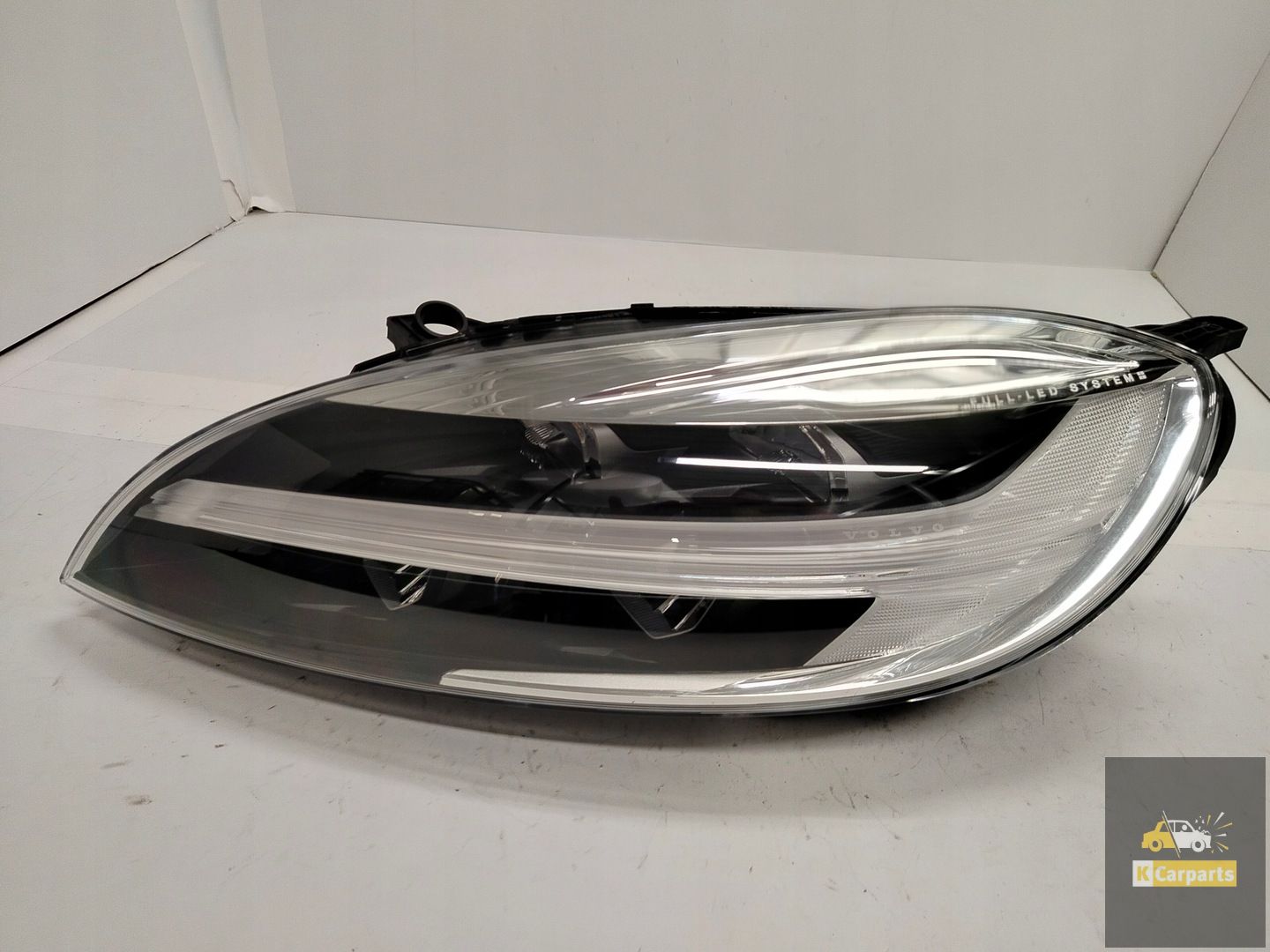 32228483, Volvo V40 Lift MID linke LED-Leuchte Ideal
