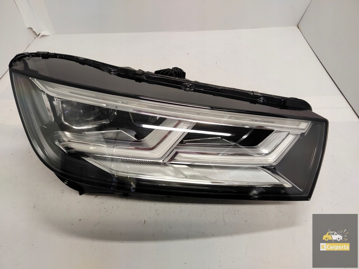 80A.941.036, Audi Q5 80A II Matrix rechterlamp