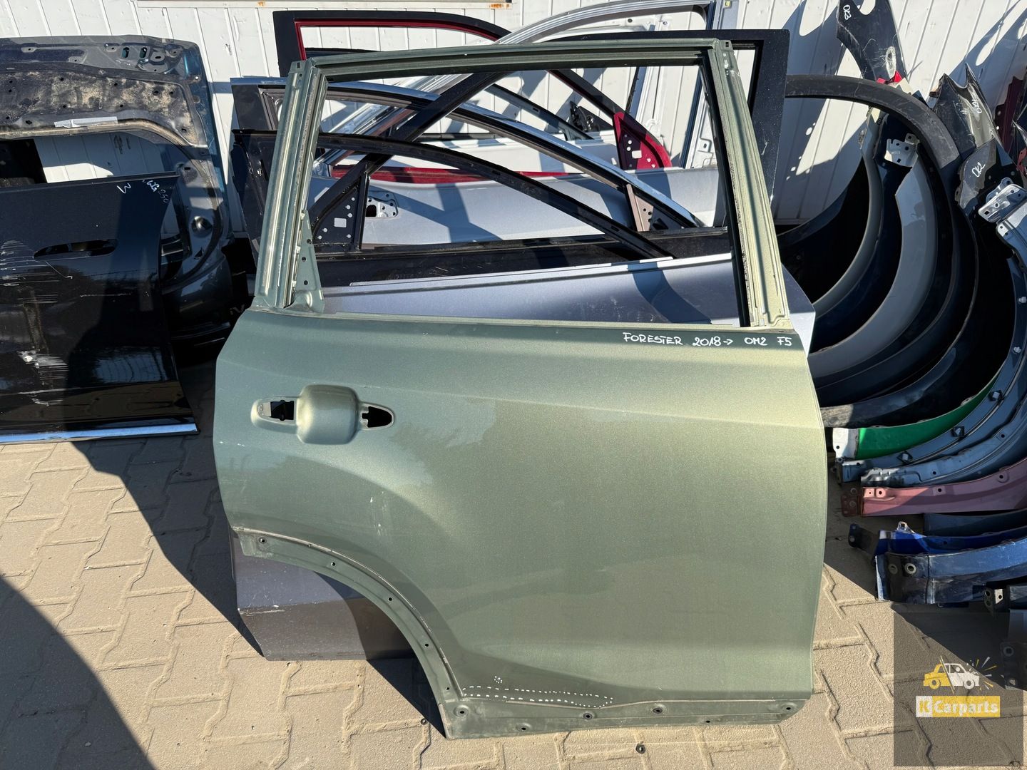 Subaru Forester V 19- Rear door right