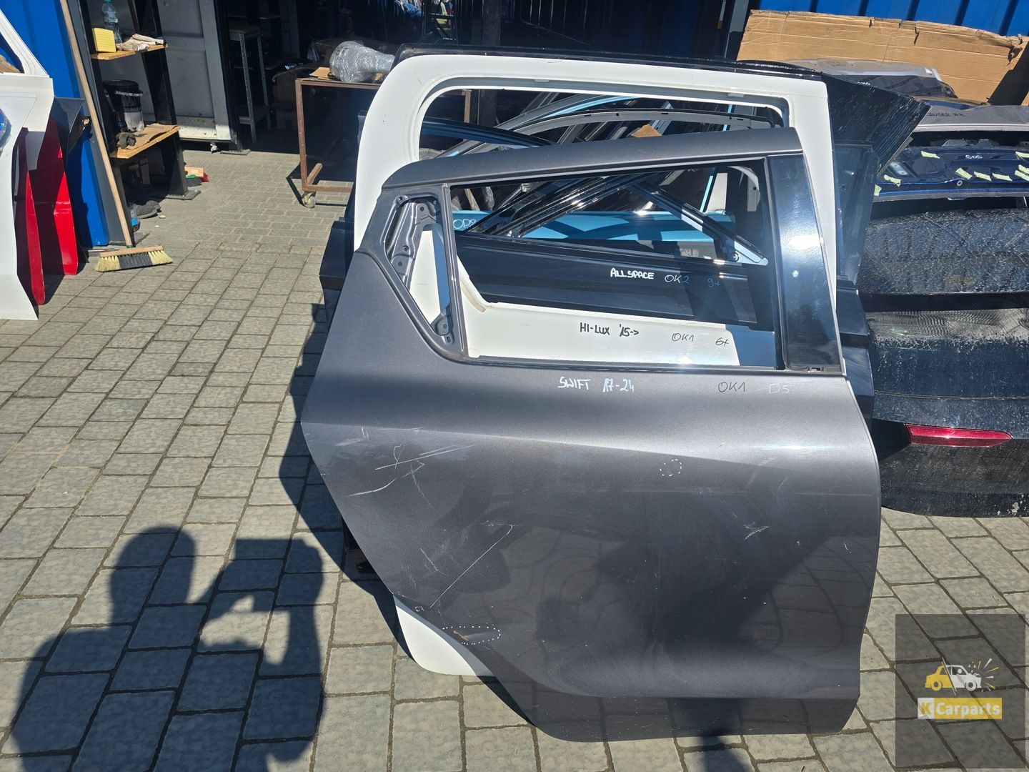 Suzuki Swift Mk8 rechter achterdeur