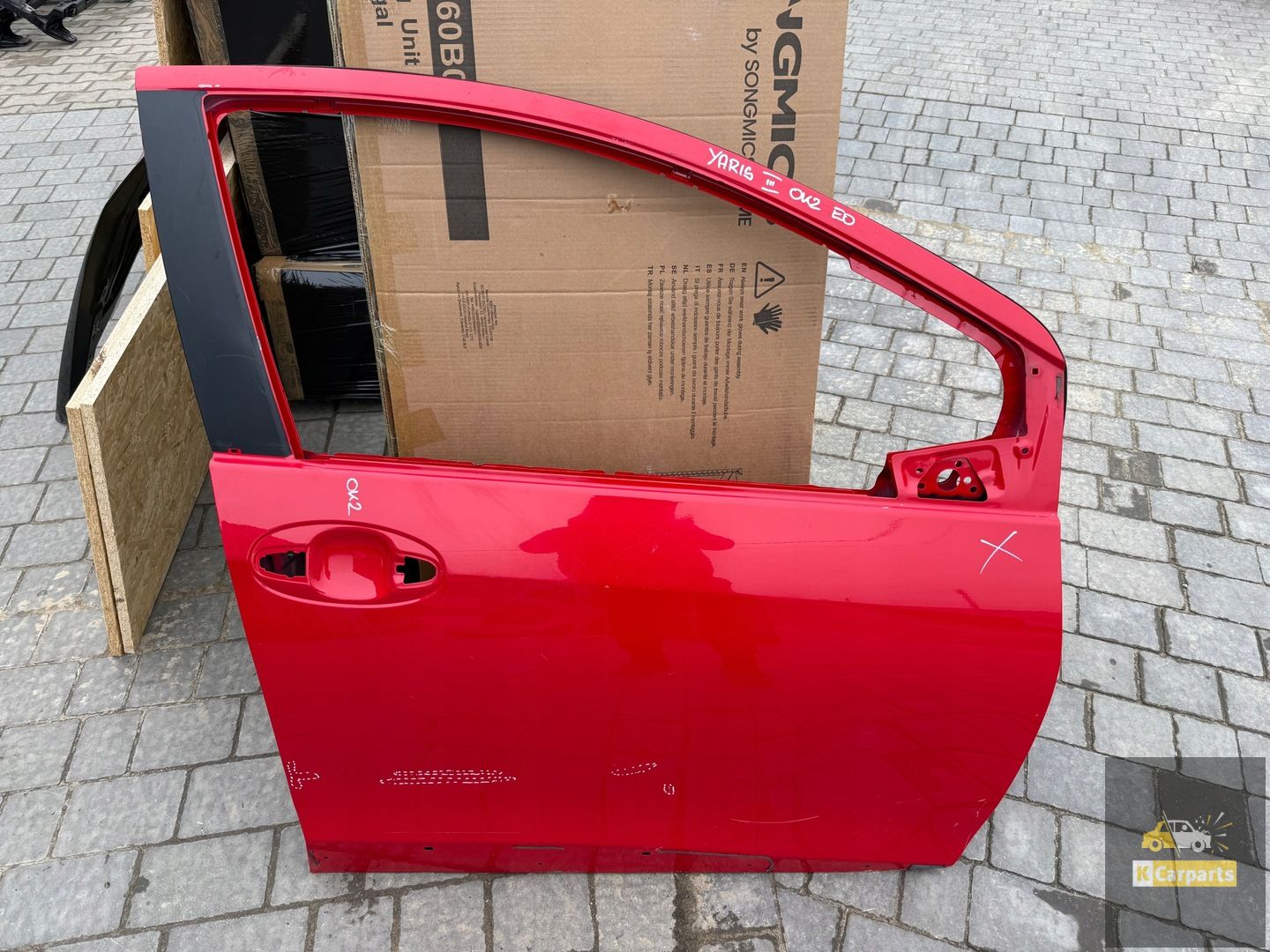Toyota Yaris III porte avant droite
