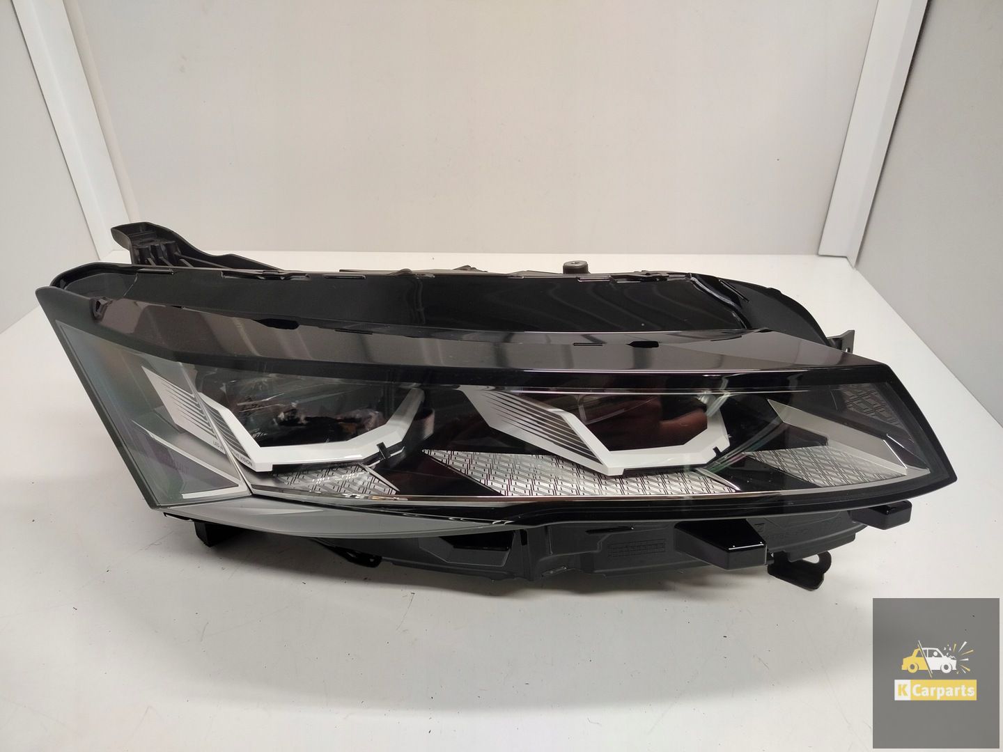 260101515R, Renault Rafale Led Adaptive Vision rechterlamp