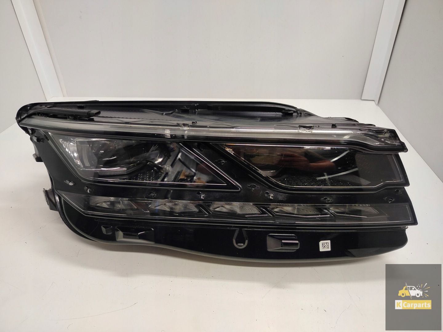 761,941,082, VW Touareg III Matrix turn signal