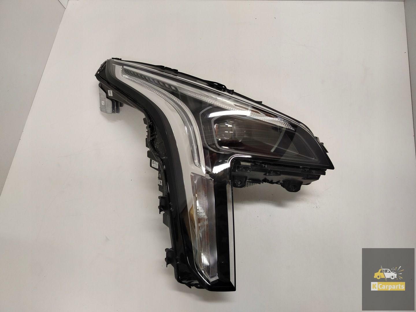 85111883, Cadillac CT4 Full LED right lamp Ideal
