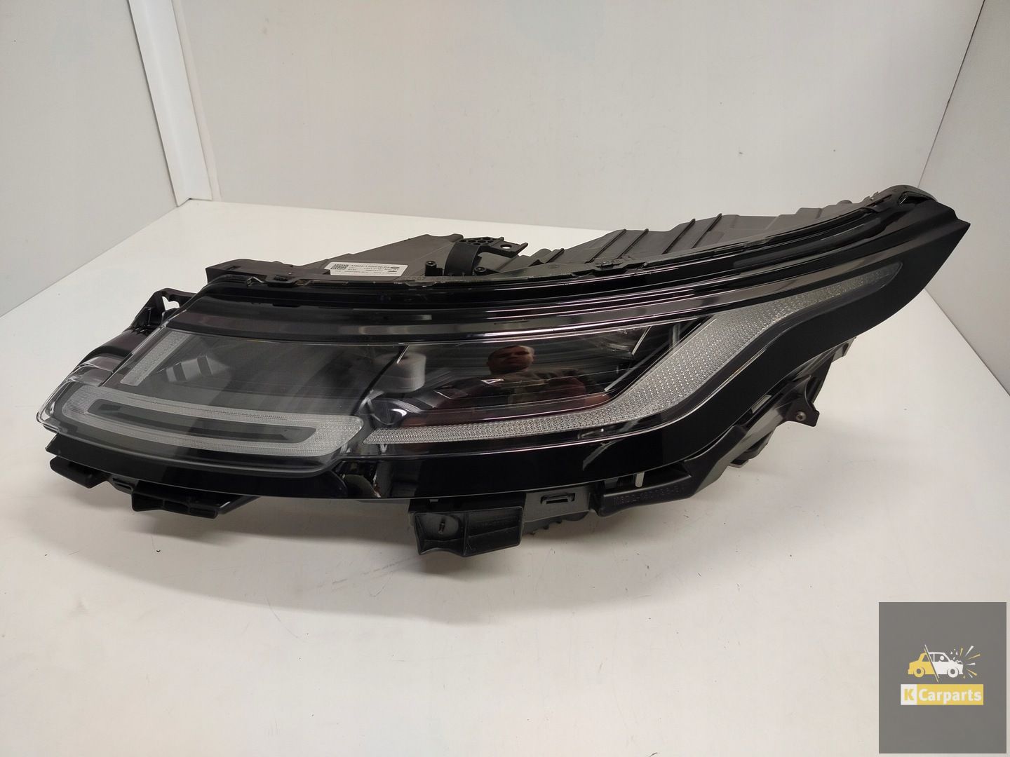 M8D2-13W030-EA, Range Rover Evoque II Full Led MID-lamp links