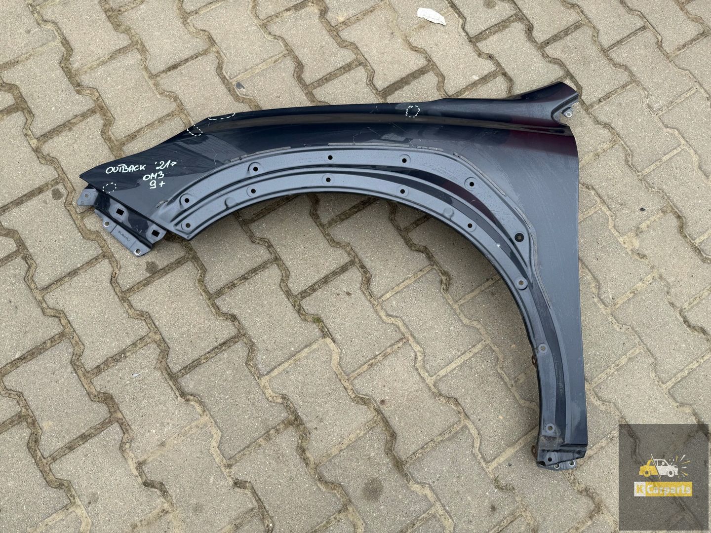 Subaru Outback VI left front wing