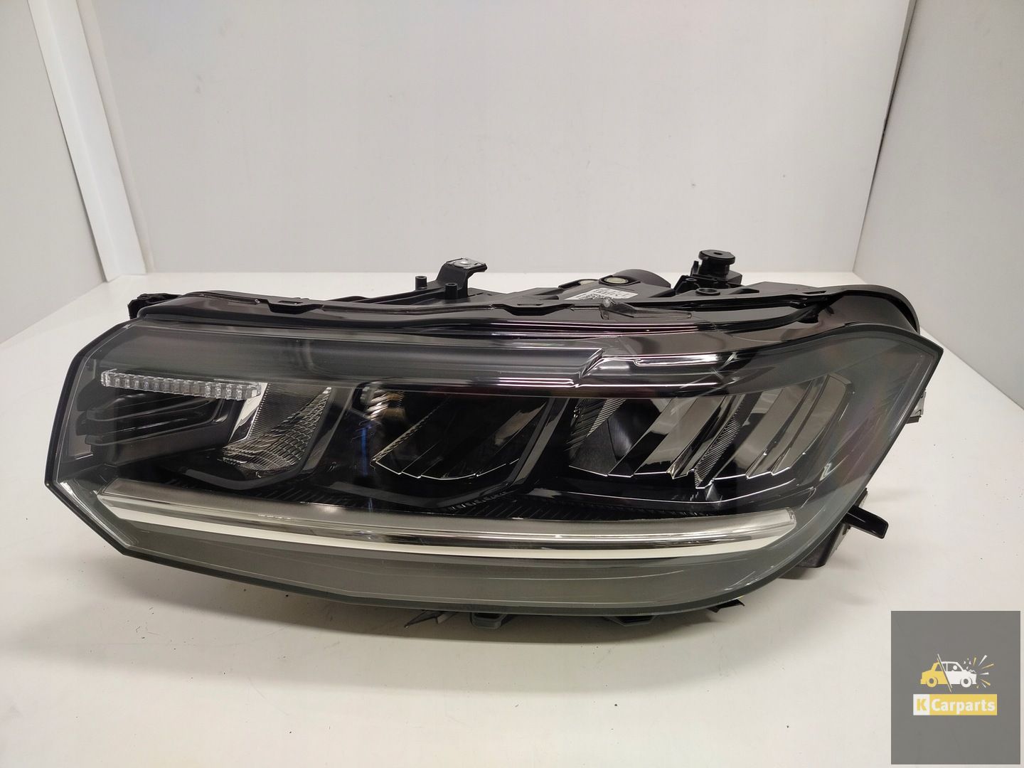 2GM.941.005.B, VW T-Cross Lift LED-lamp links