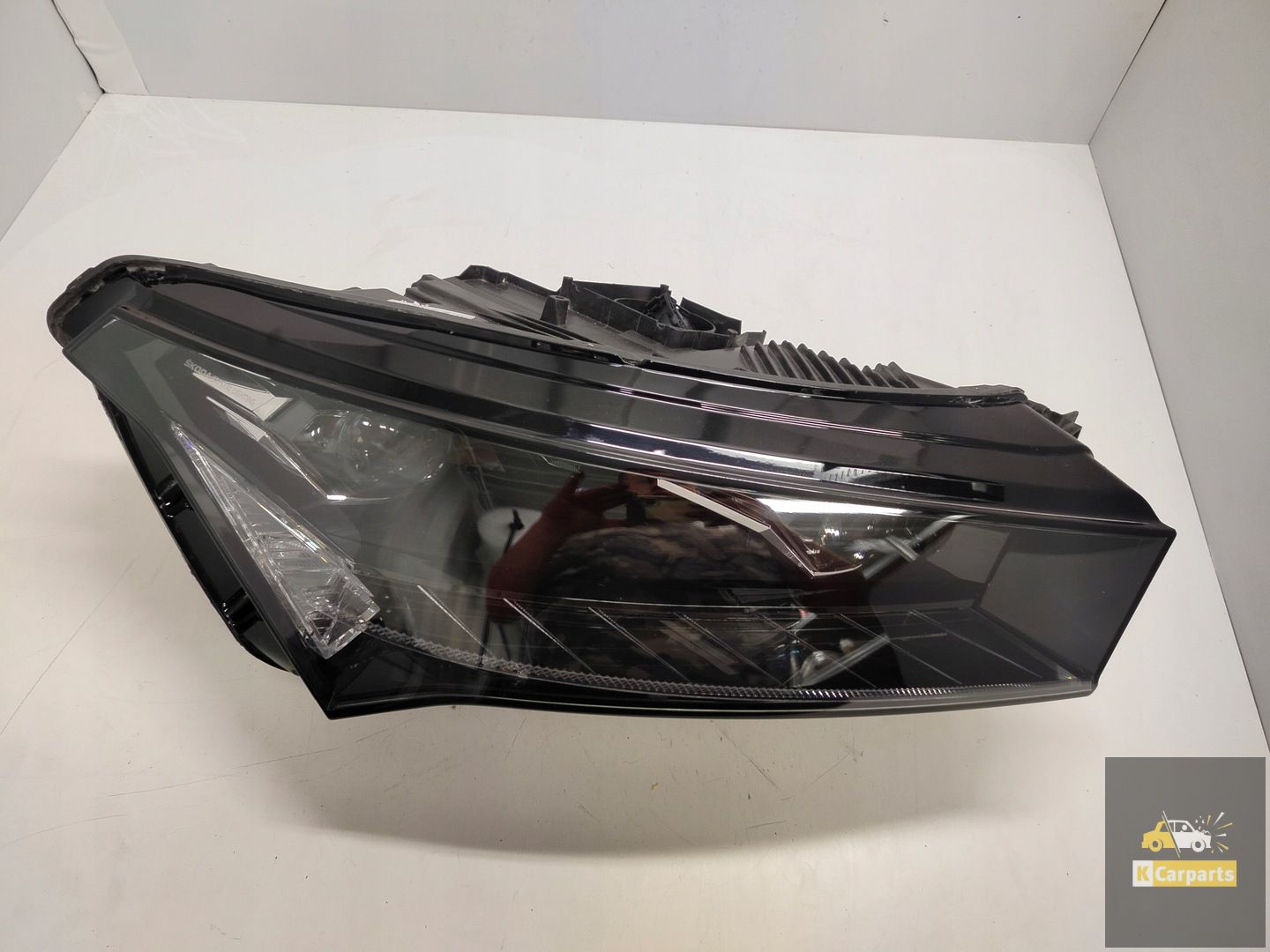 5LB.941.016.A, Phare avant droit Full LED pour Skoda Enyaq