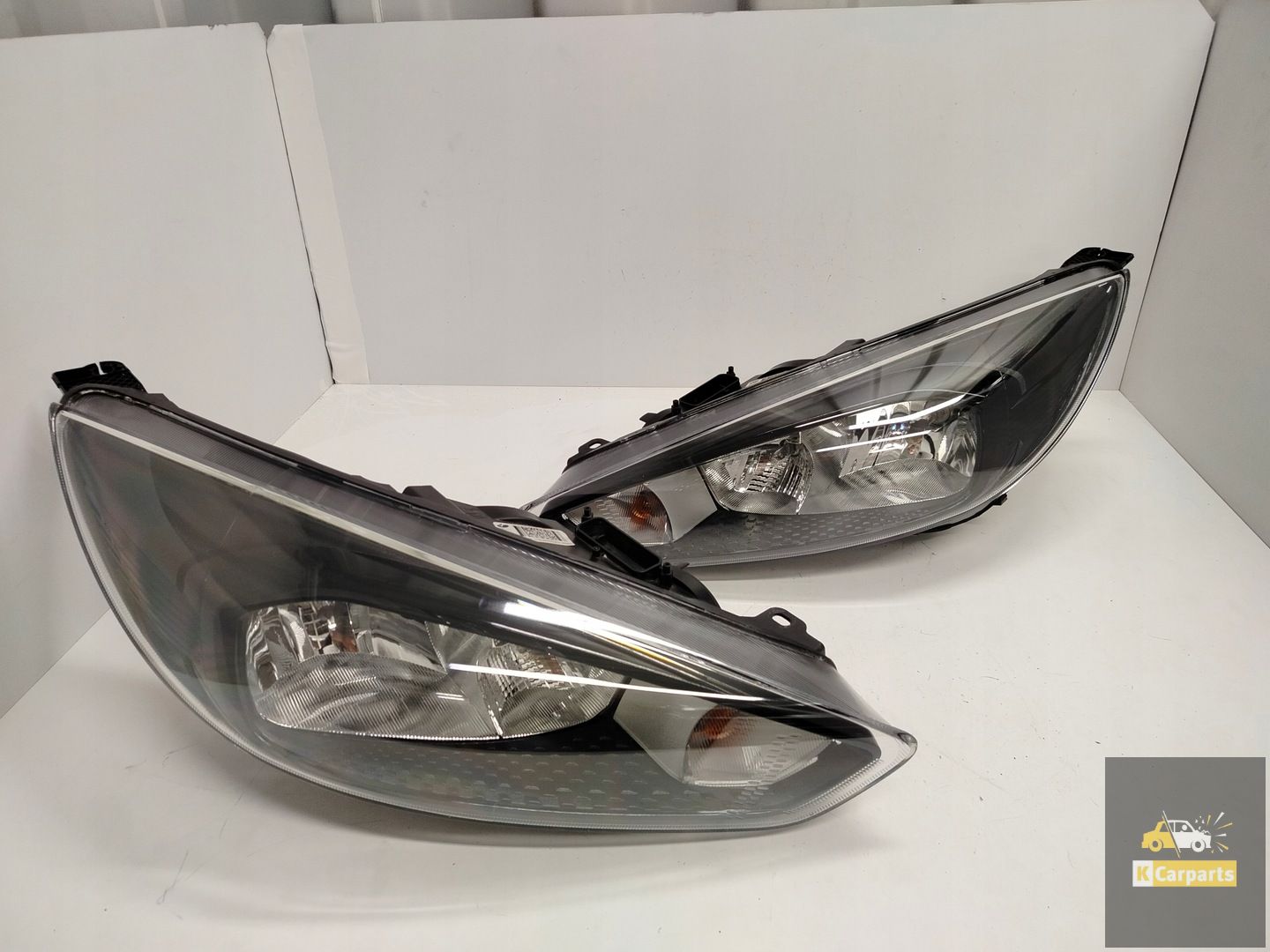 F1EB-13W030-EC, Ford Focus MK3 Lift Donker Zwart Geen Ledlamp Rechts Links Ideaal