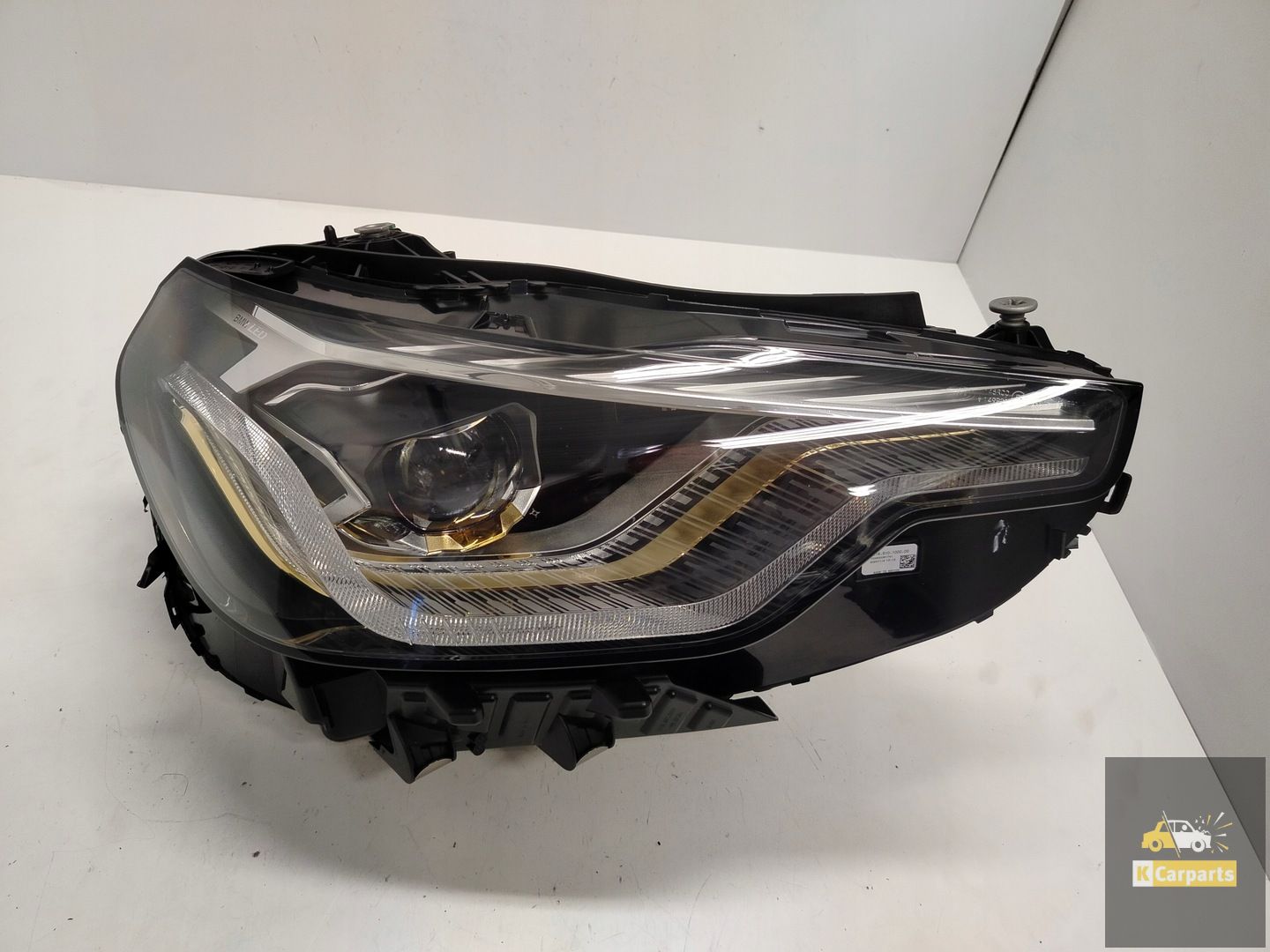 5A320F4, BMW G42 Full Led GOLD Lamp rechts