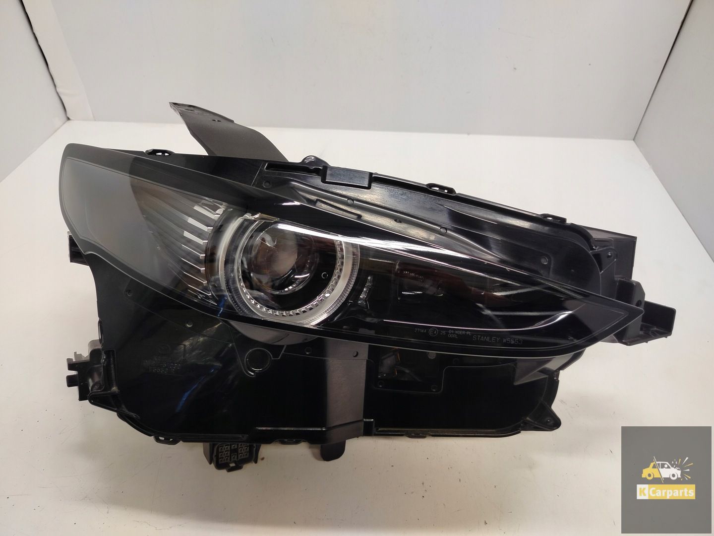 DFR7-51030, Mazda CX30 Full Led 14 Pin rechterlamp Perfect