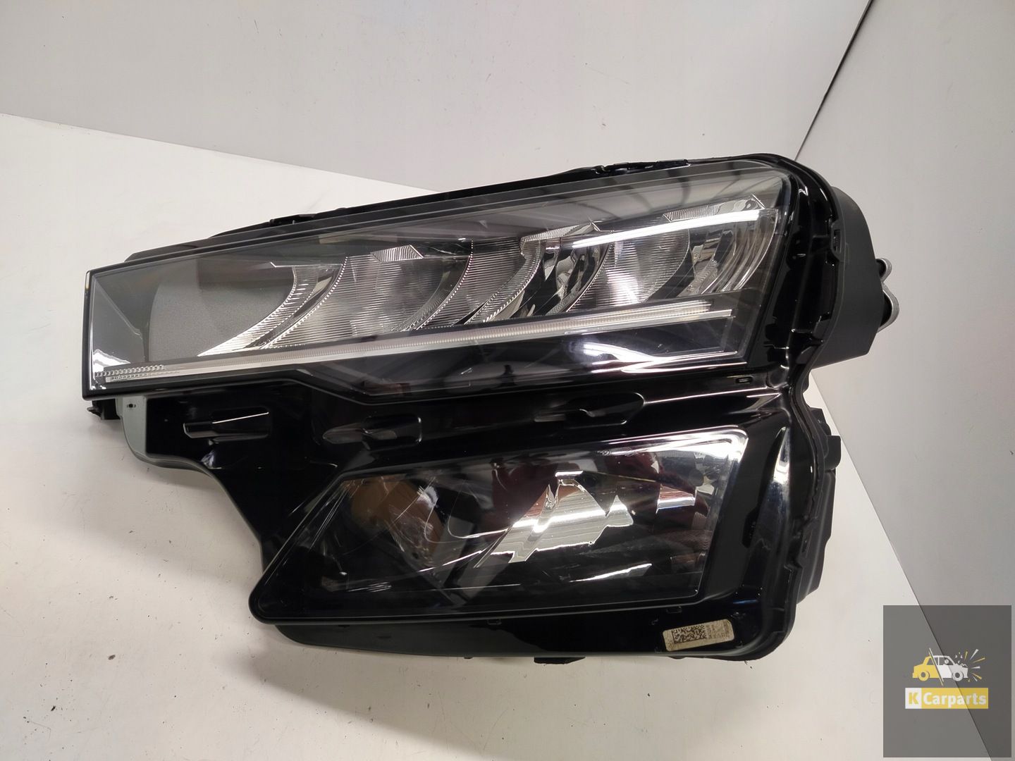 57B.941.009, Skoda Karoq Lift LED-lamp links
