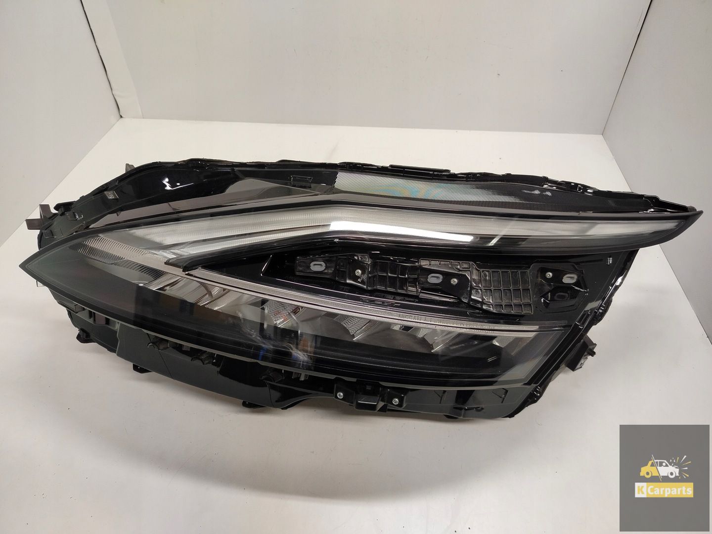 100-8D02J, NIssan Qashqai J12 III Full led Adaptief linkerlicht