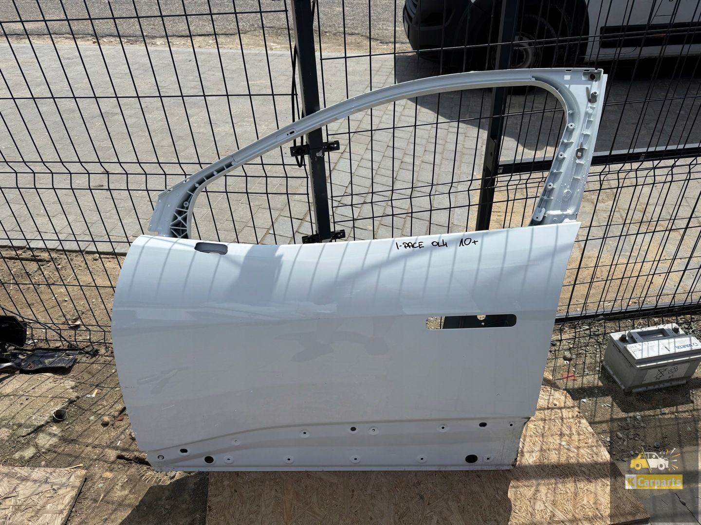 Jaguar I-Pace front door left