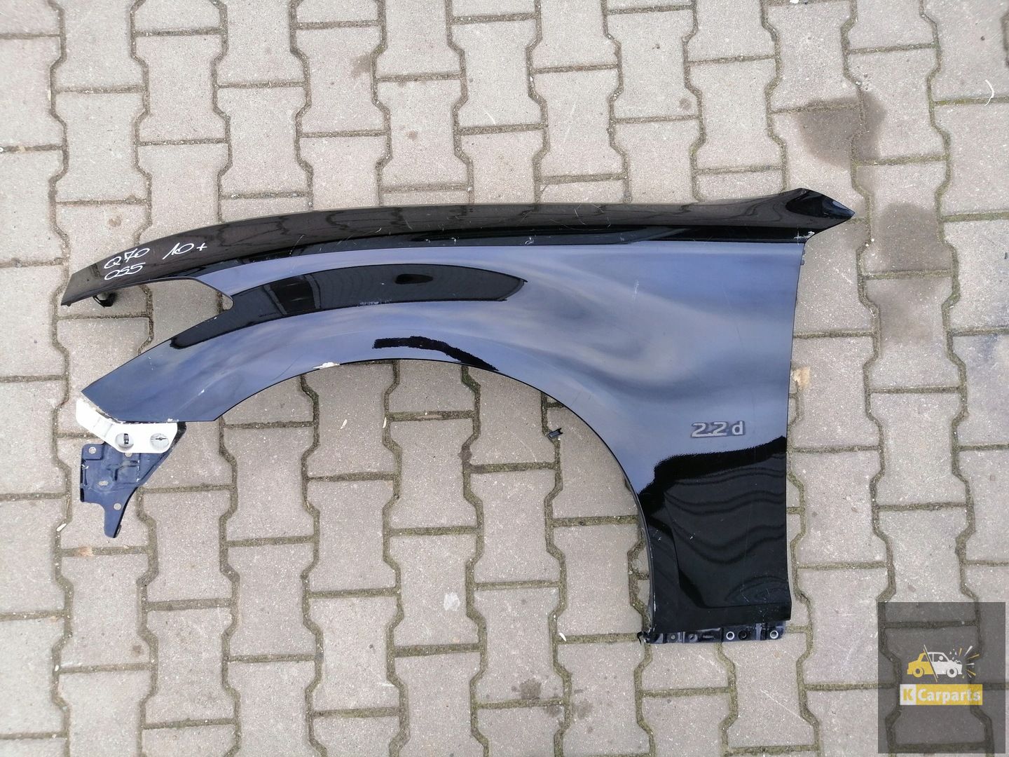 Infiniti Q70 Linkervoorvleugel