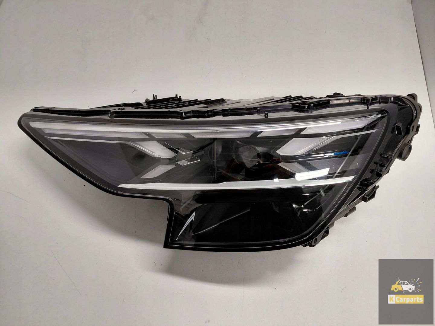 4M8.941.085, Audi Q8 Lift Laser feu de position gauche idéal
