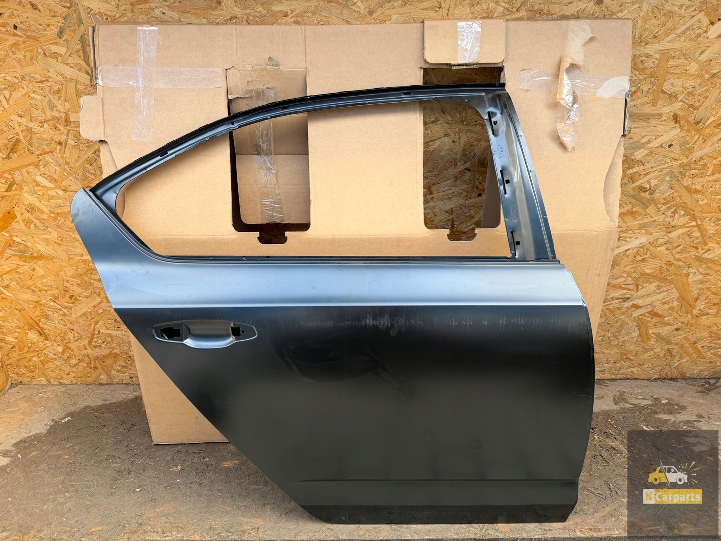 Porte arrière droite Skoda Octavia III Berline neuve d'origine dans sa boîte IDEAL