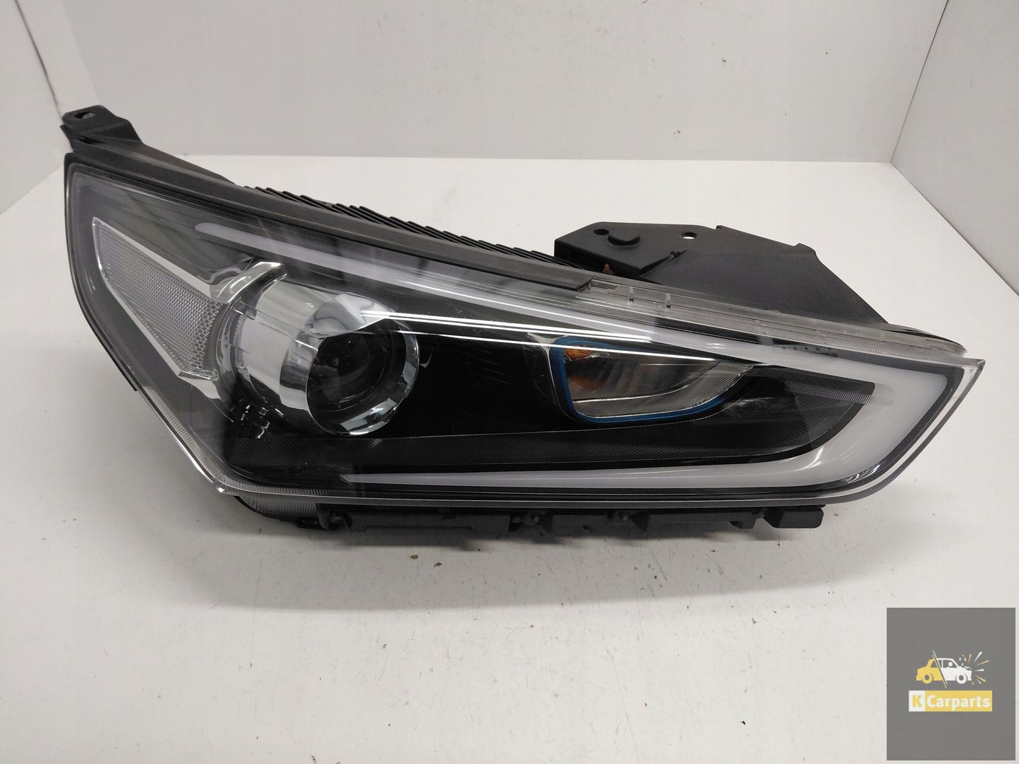 J06R, Hyundai Ioniq Xenonlamp rechts Ideaal