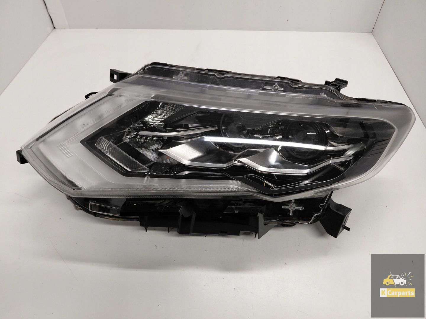 Nissan X-Trail T32 Lift Volledig Led-licht links