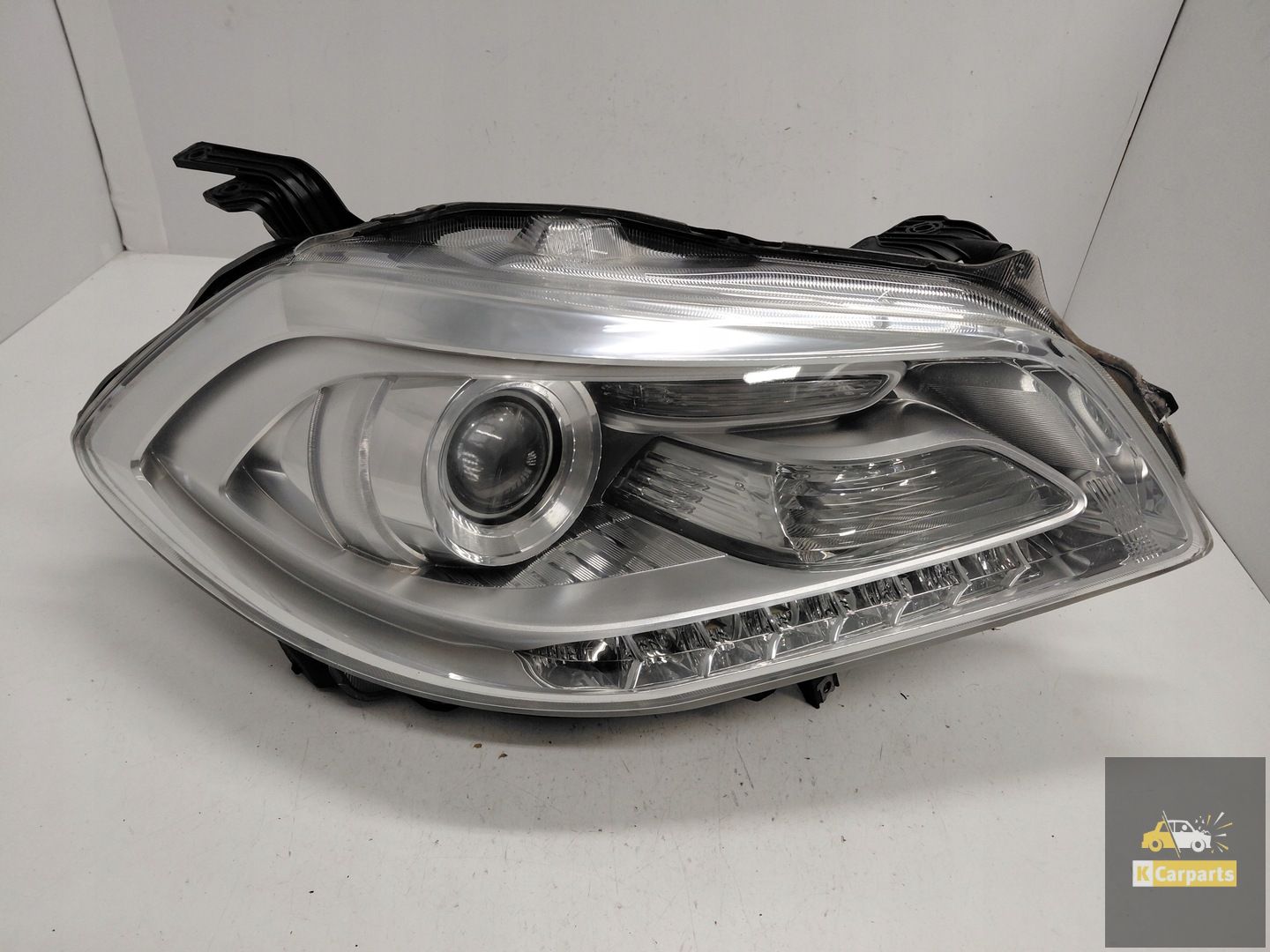 100-17733, Suzuki SX4 S-Cross Xenon LED rechterlamp