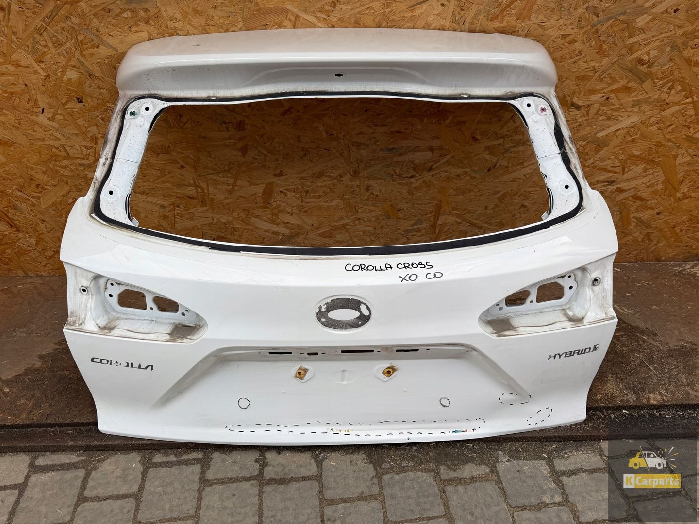 Toyota Corolla Cross tailgate