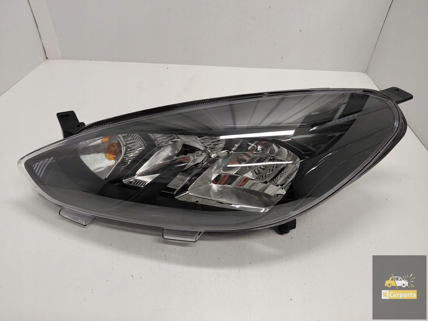 L1BB-13E015-NB, Ford Fiesta MK8 LED No Lens Black ST Left Lamp Perfect