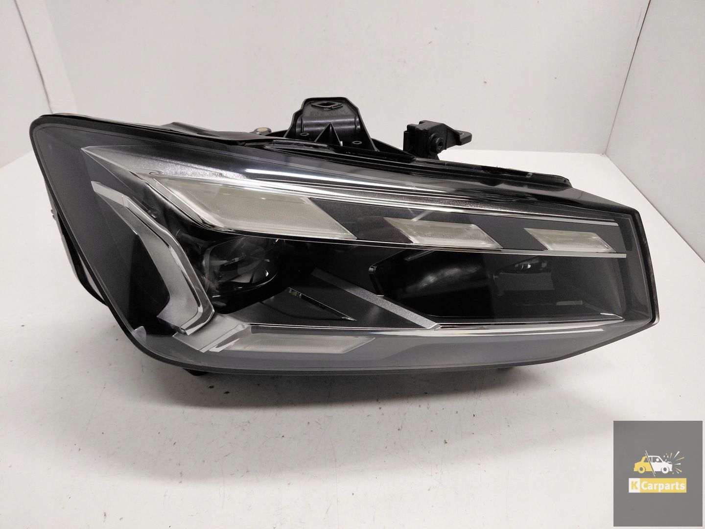 81A941036, Audi Q2 81A Matrix rechterlamp Perfect