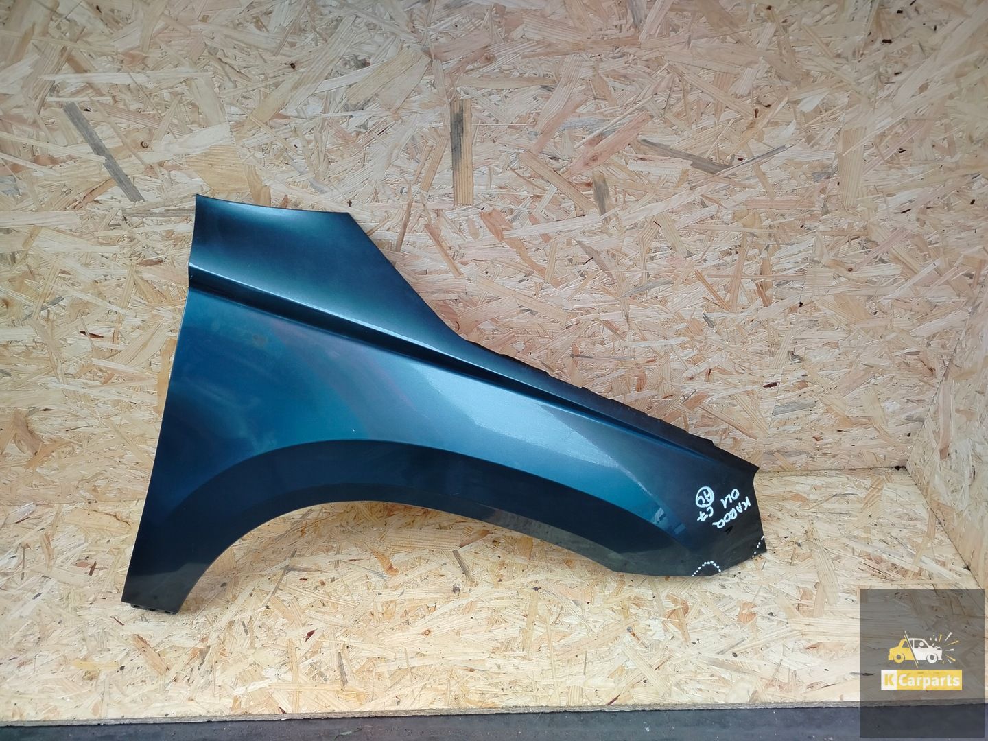 Skoda Karoq right front wing