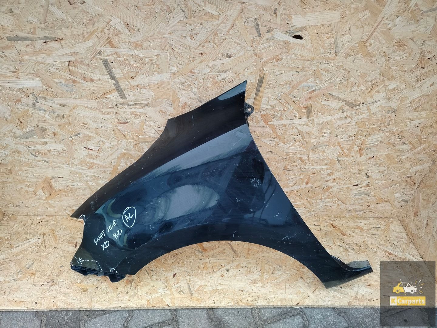 Suzuki Swift VI Mk8 17-24 linker Frontflügel
