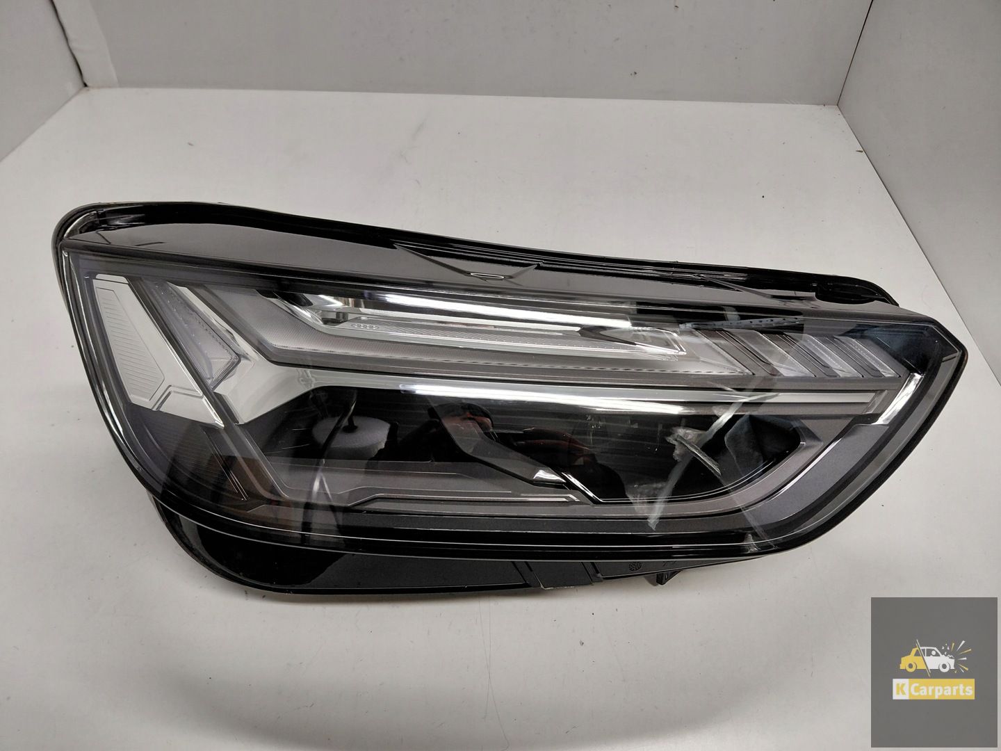 80A.941.036.E, Audi Q5 80A II Lift Matrix rechterlamp