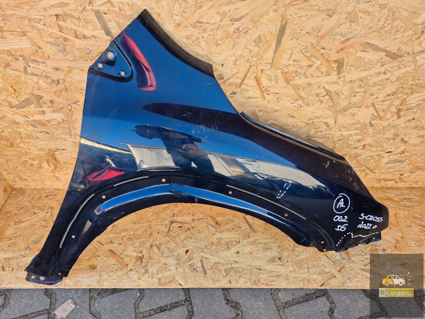 Suzuki SX4 S-Cross II 22 - rechter Frontflügel