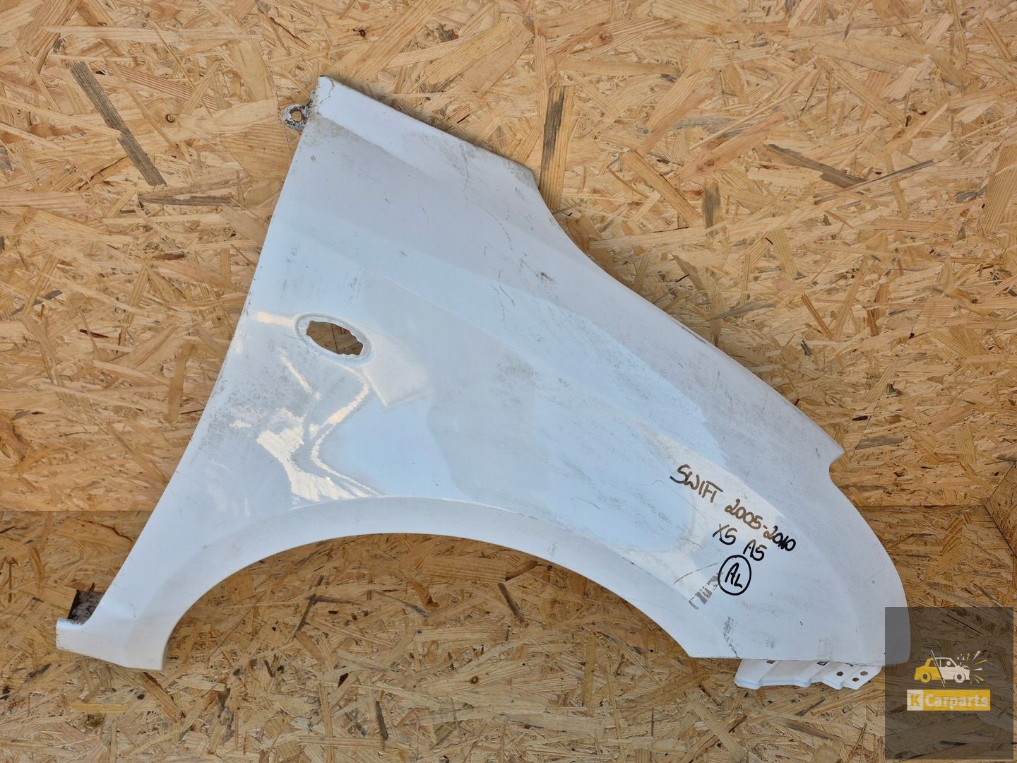 Suzuki Swift V Mk7 10-17 rechter Frontflügel
