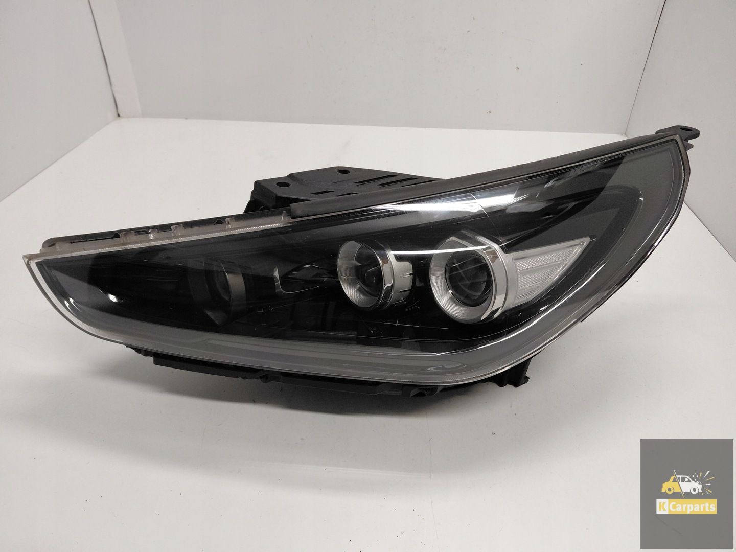 92101G4120, Hyundai I30 III Full Led Zwart N lamp links