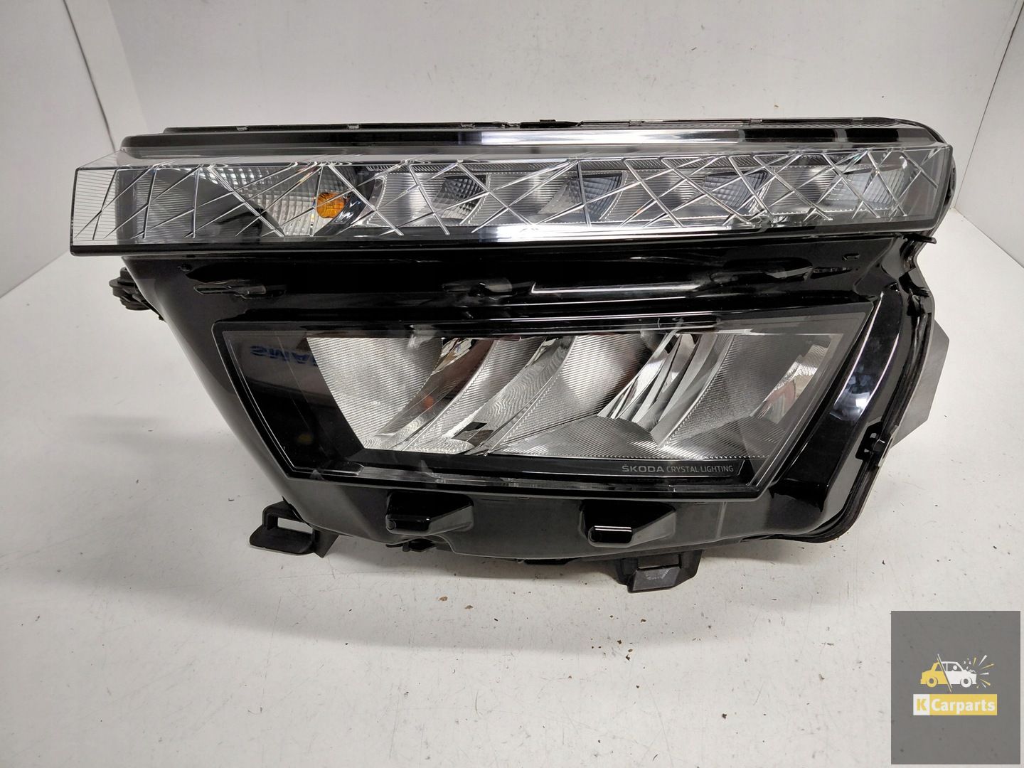658.941.015, Phare gauche à LED pour Skoda Kamiq Ideal