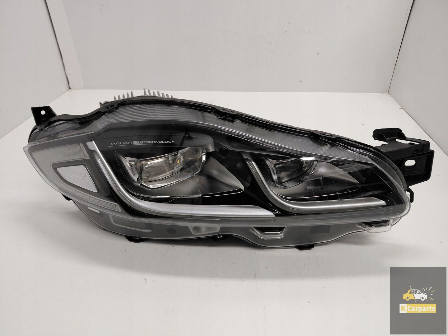 FW93-13W029-ED, Jaguar XJ Lift Full LED right headlight