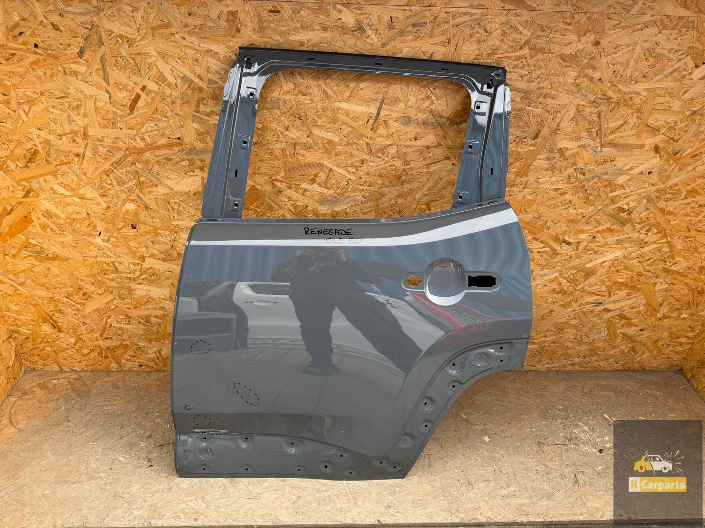 Jeep Renegade left rear door