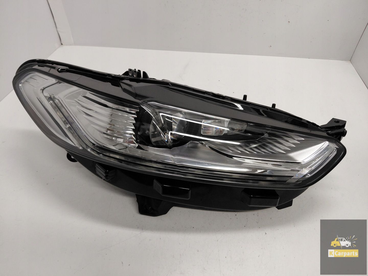 ES73-13D154-AE, Ford Mondeo Mk5 Full Led Ford Dynamic Led rechterlamp