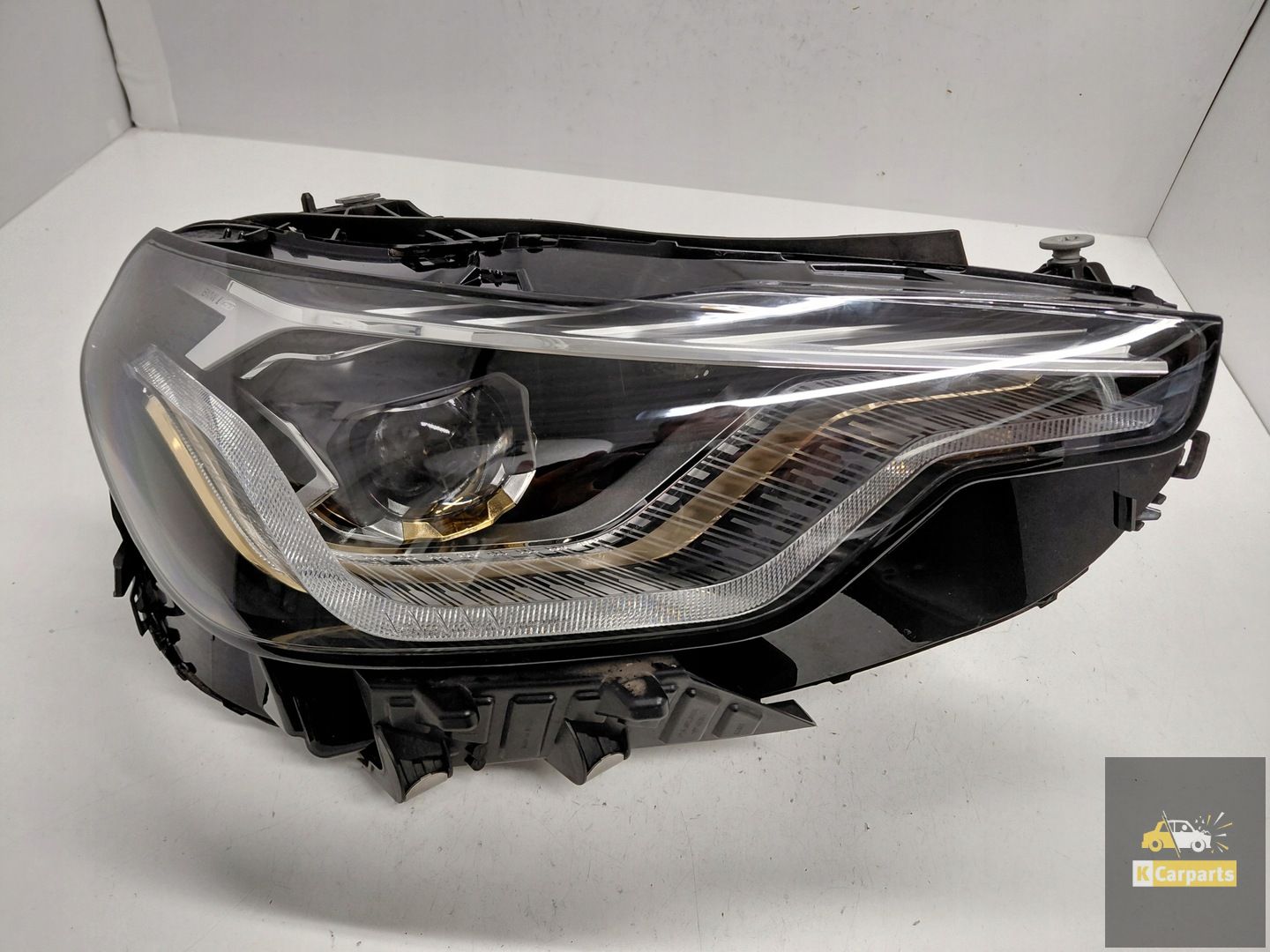 5A320F4, BMW G42 Voll-LED-Adaptivscheinwerfer Gold, rechter Scheinwerfer