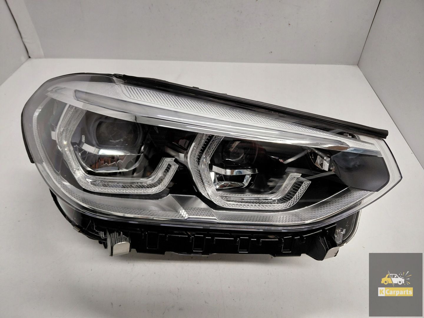8739654, BMW G01 G02 X3 X4 Full LED adaptatif 5 broches, côté droit, parfait