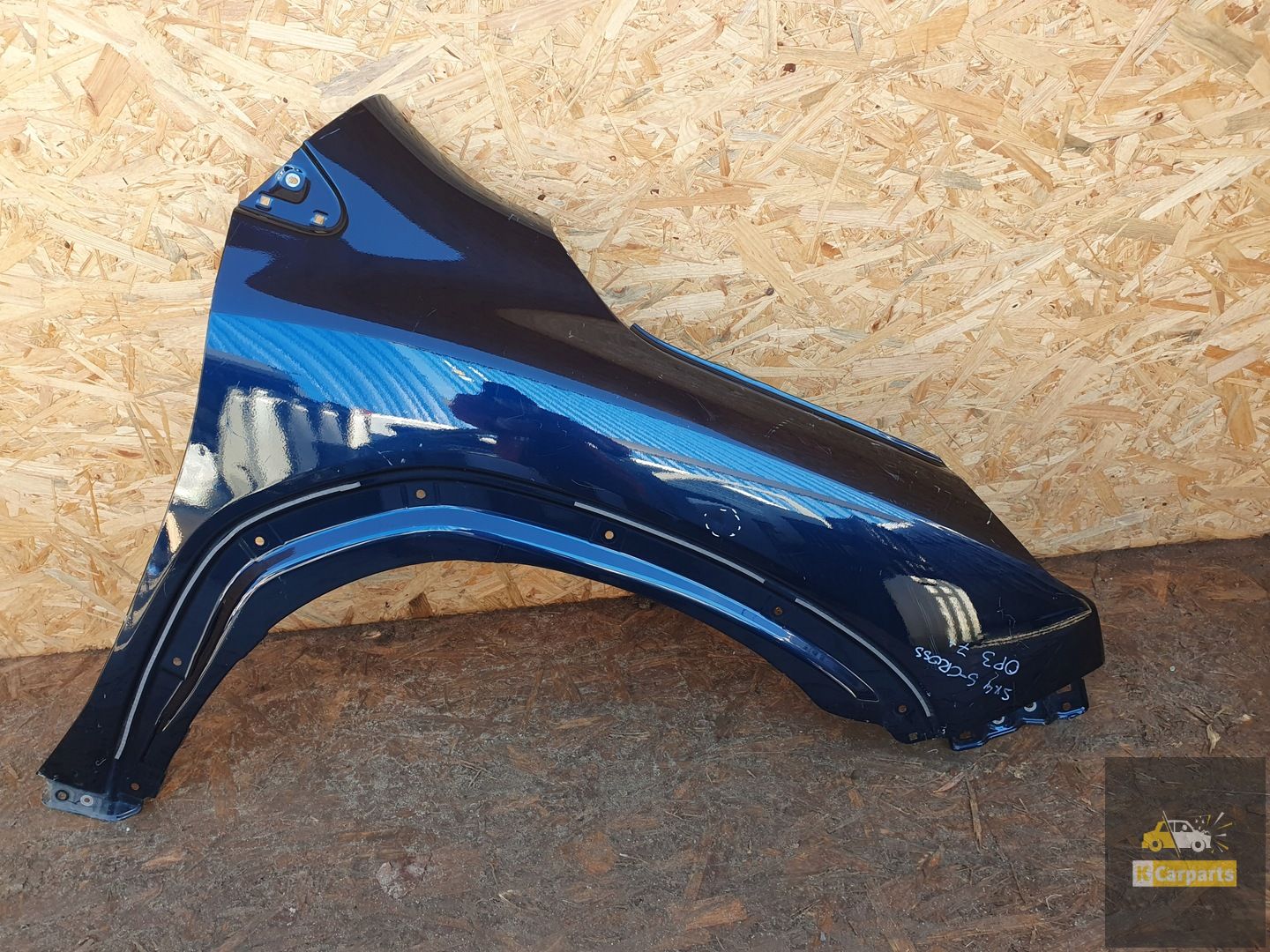 Suzuki SX4 S-Cross II 22- right front wing