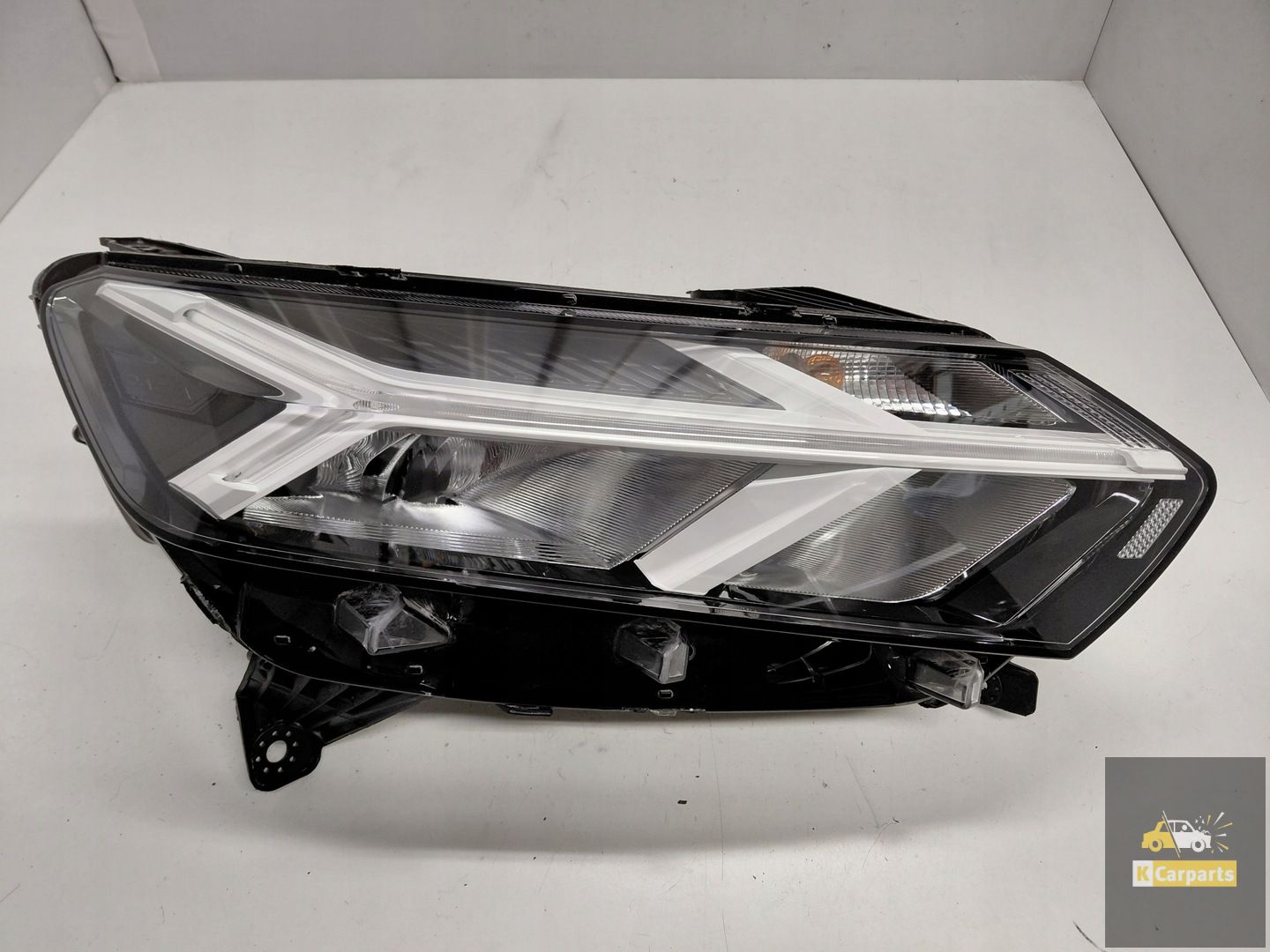 260107920R, Dacia Sandero III Logan III Jogger Weiße LED-Leuchte rechts