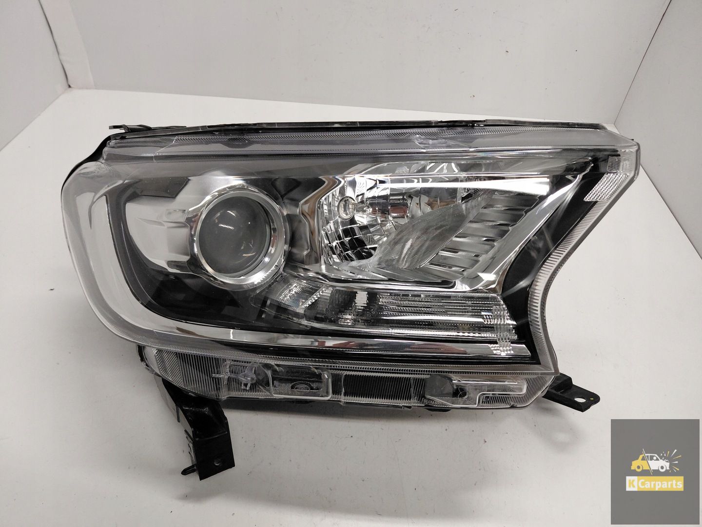 Ford Ranger III Lentille de levage droite Parfait