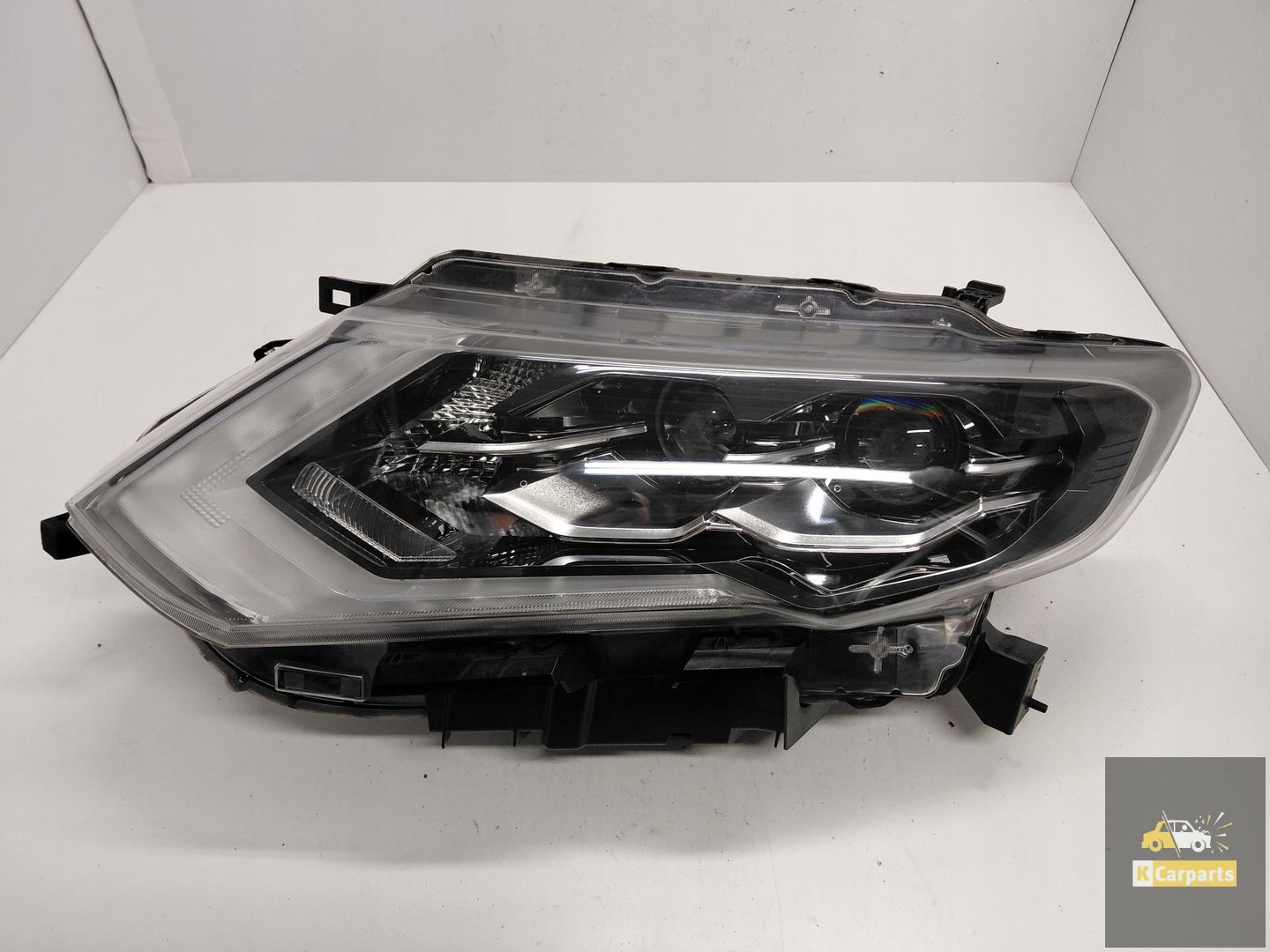 Nissan X-Trail T32 Lift Volledig Led-licht links