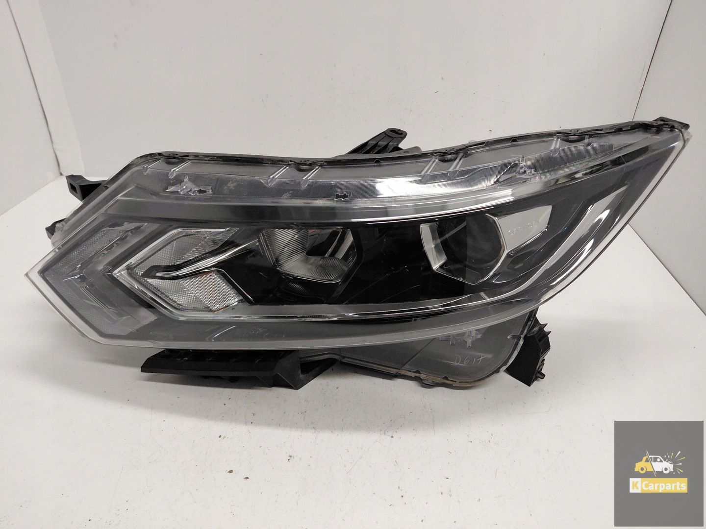 100-19009, NIssan Qashqai J11 II Lift Lens LED linker lamp