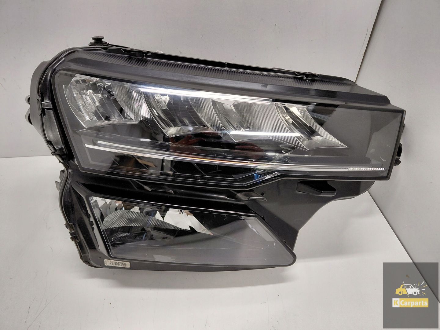 57B941010, Skoda Karoq Lift LED right lamp