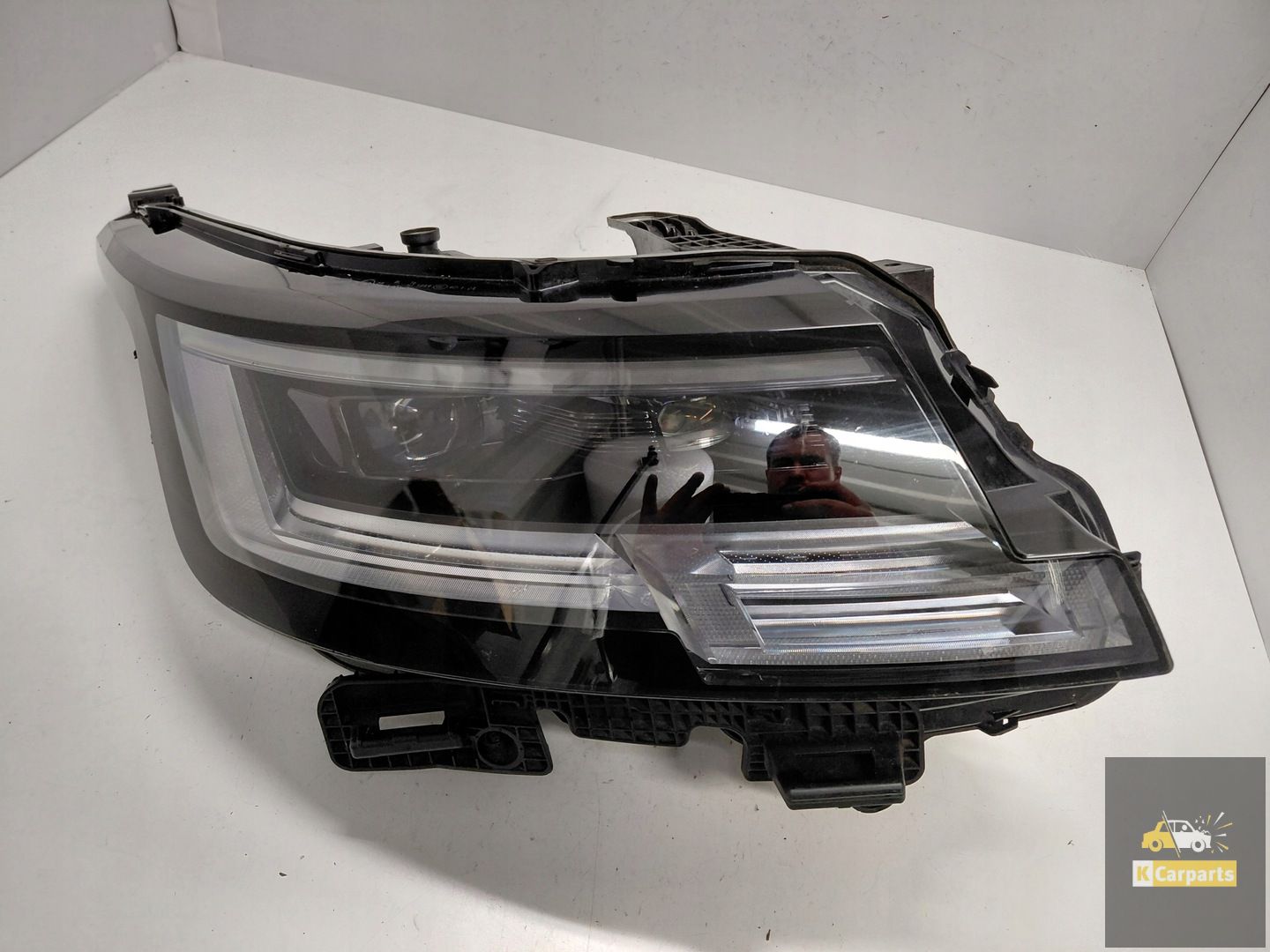 M8E2-13W029-HK, Range Rover L460 Volledig Ledlamp HOOG rechts